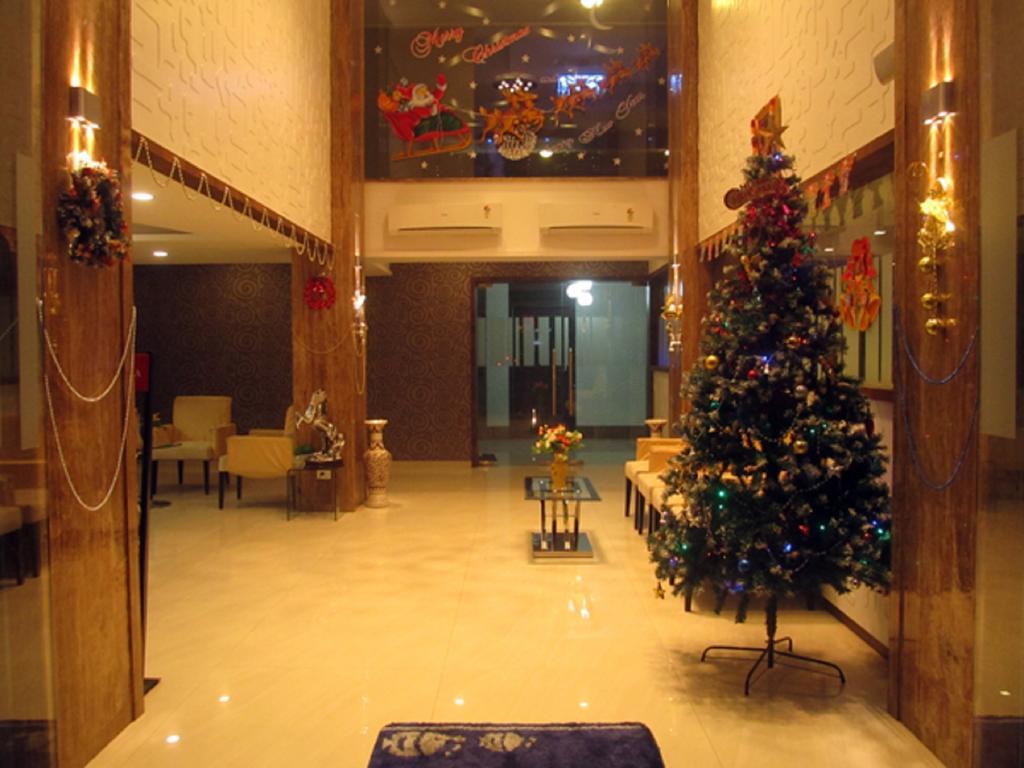 Hotel Blue Lagoon ダマン エクステリア 写真