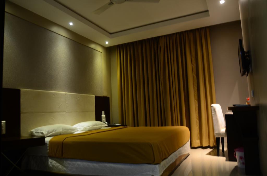 Hotel Blue Lagoon ダマン 部屋 写真